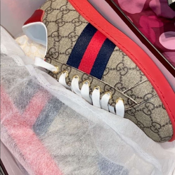 Gucci Shoes - Gucci supreme sneakers